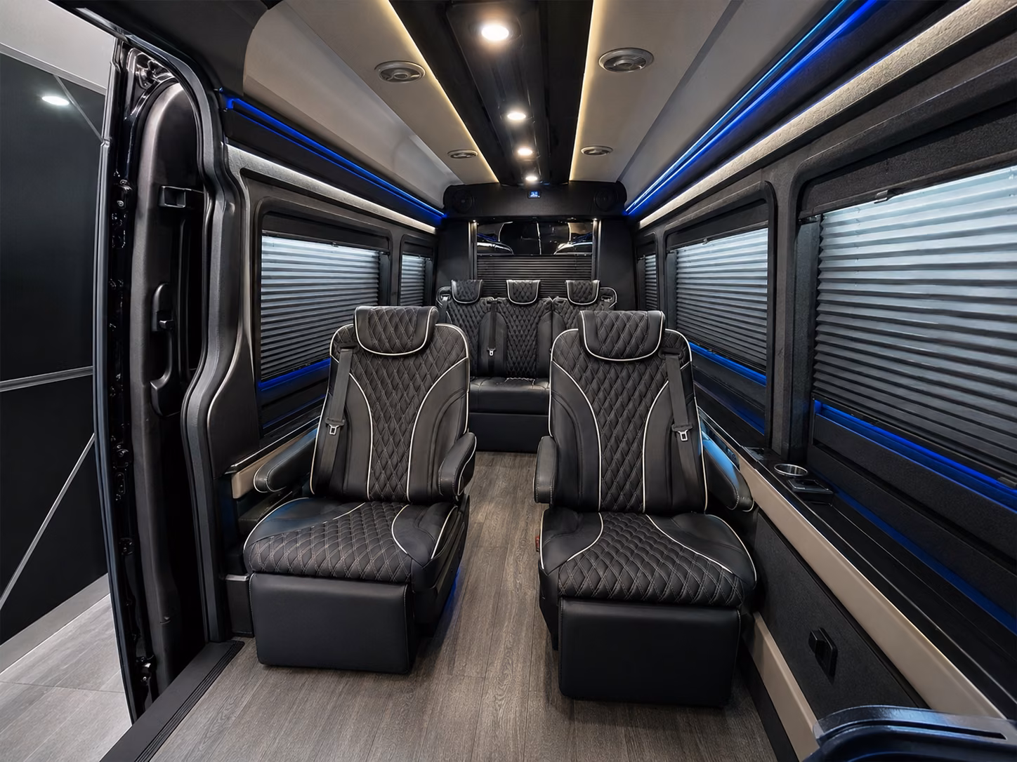busrentalsmyrna com makes airport pickups at atl simple for any group size