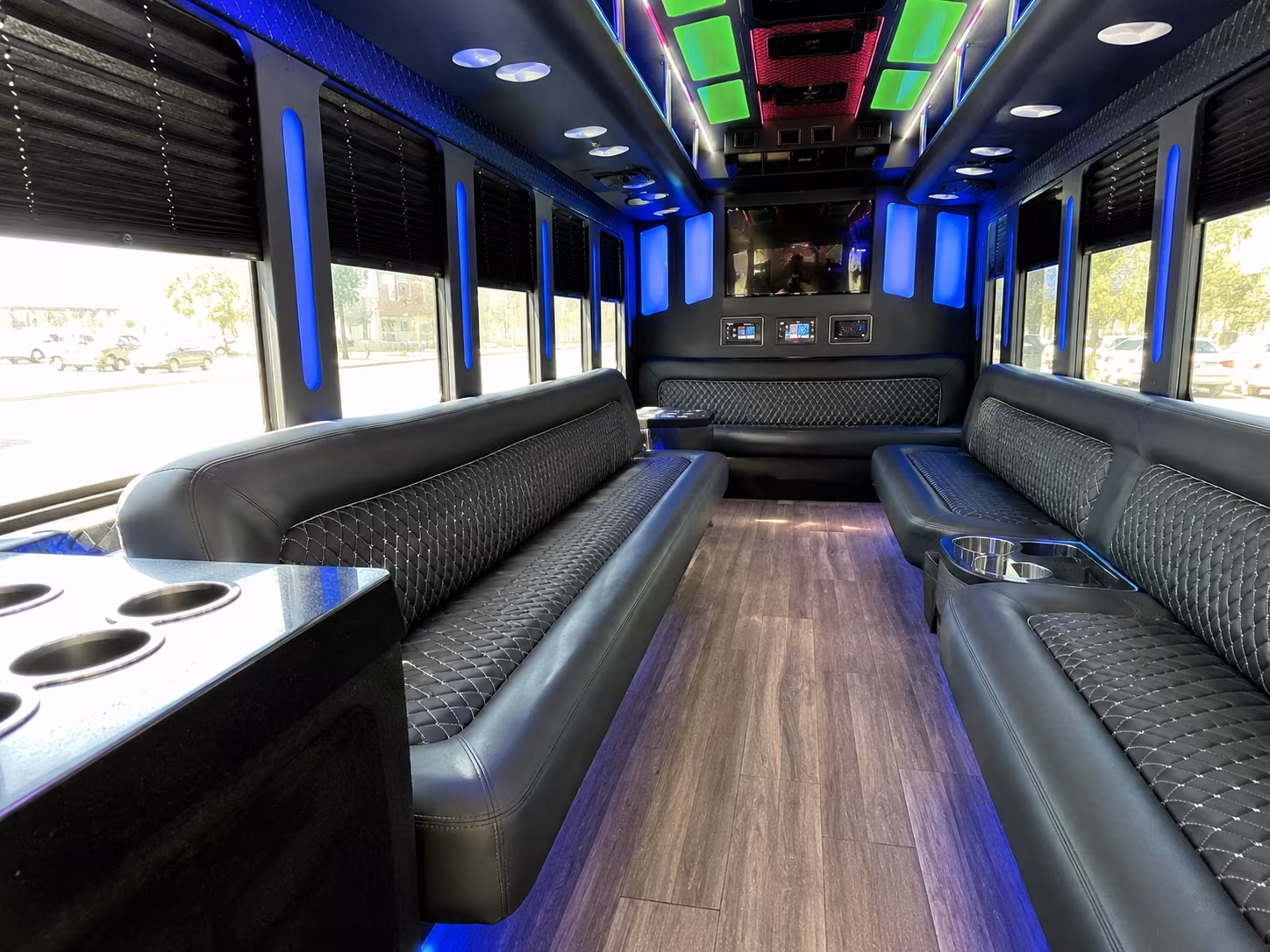 smyrna 15 passenger party bus inside