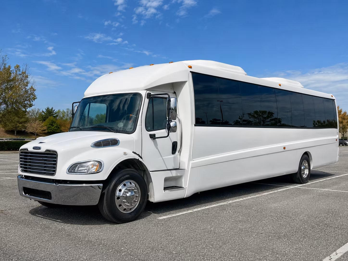 smyrna 30 passenger party bus
